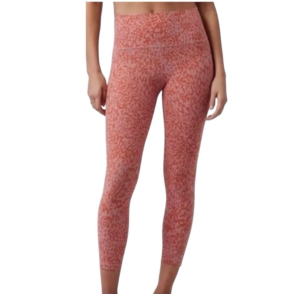 Athleta Salutation Stash Pocket II Printed 7/8 Tight Leggings Women’s Size XL